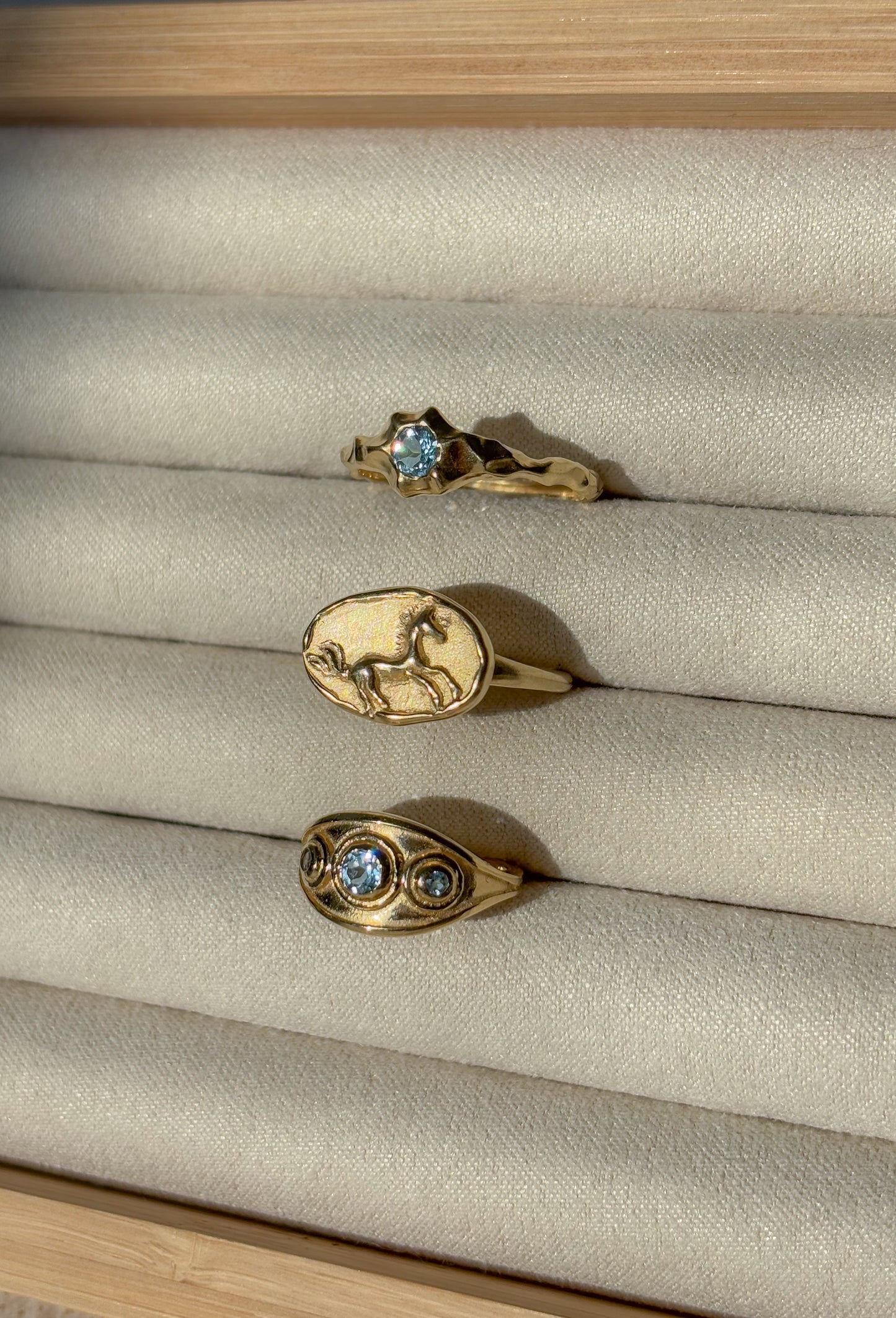 Horse Signet Ring In Gold
