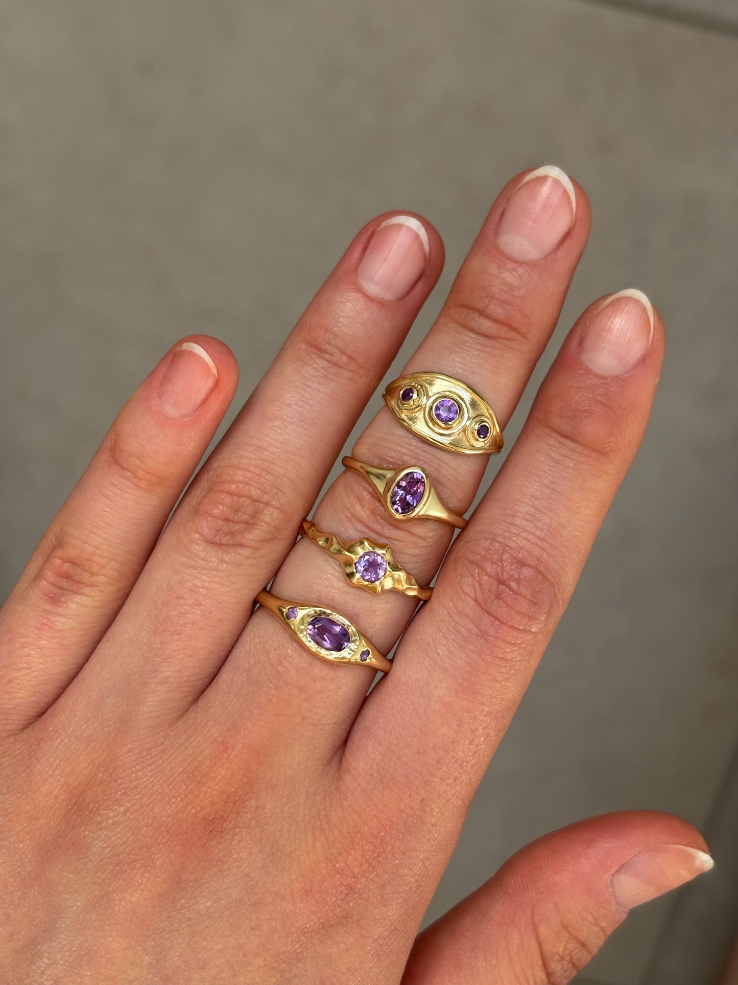 Small Oval Signet Ring Amethyst