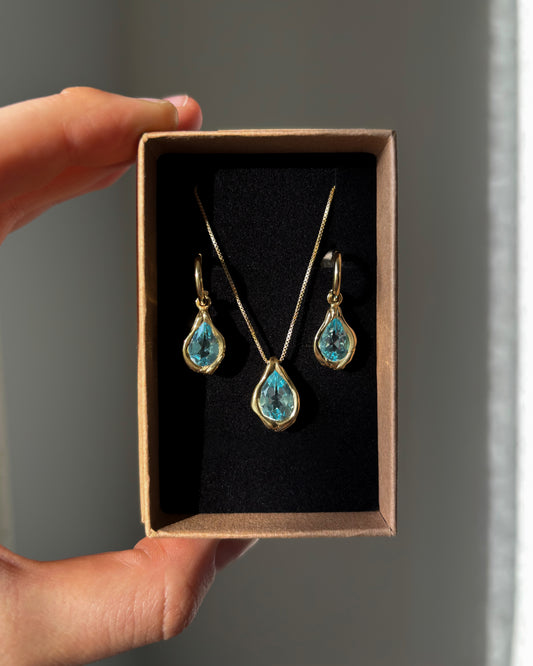 Drop Earrings & Drop Pendant Set